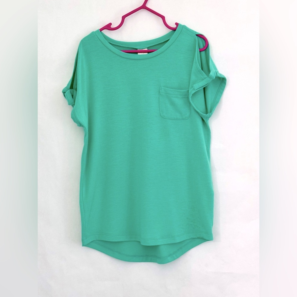 OshKosh B’gosh Kids green Short Sleeve Shirt